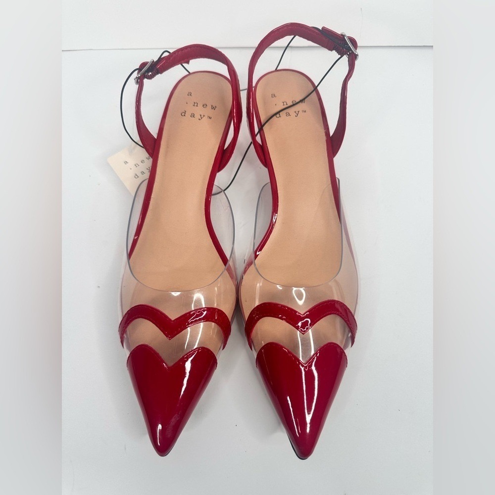 A New Day Red Patent PVC Heart Detail Kitten Heel Slingbacks NWT Size 7.5
